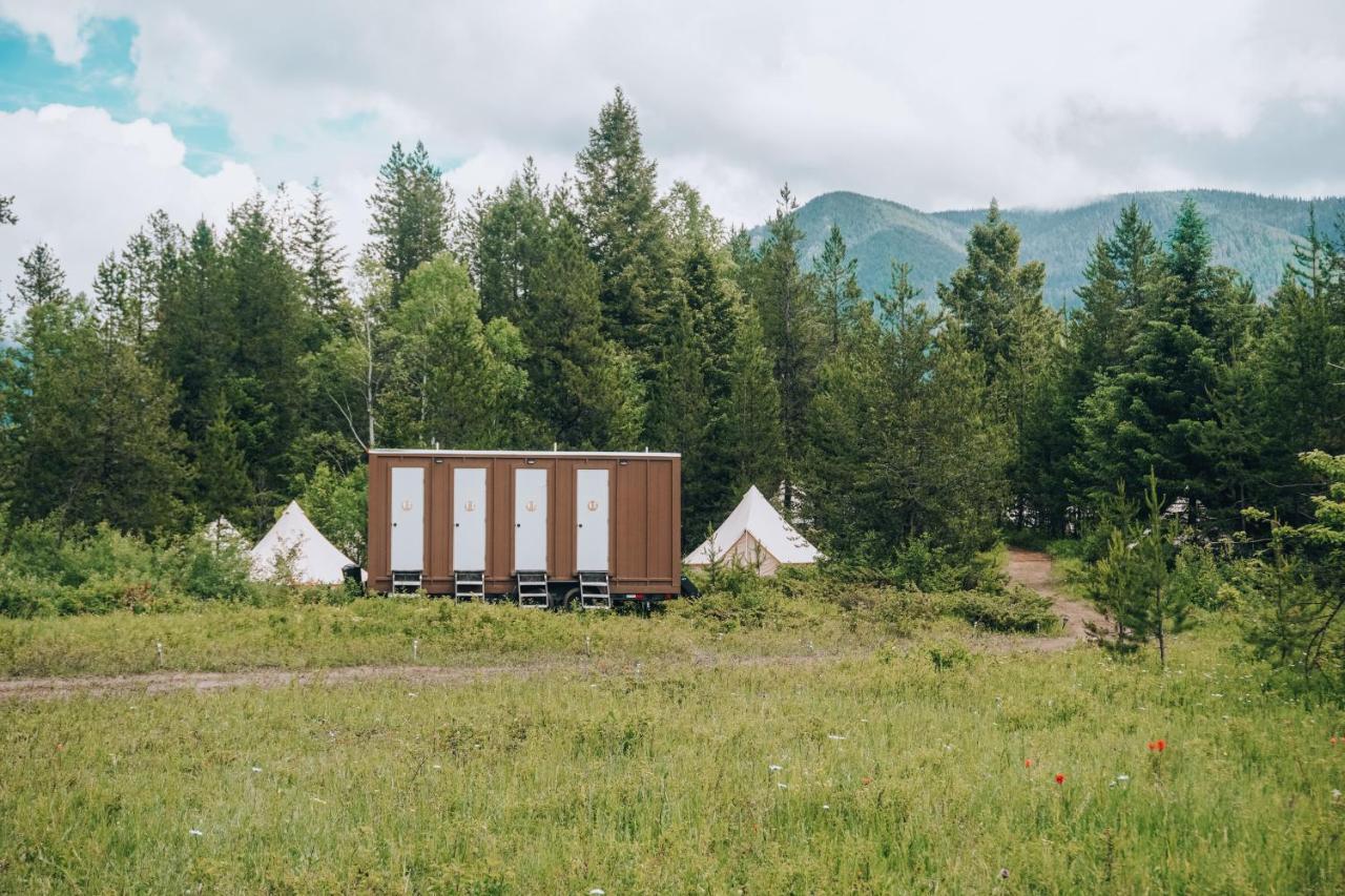 Hotel Wander Camp Glacier